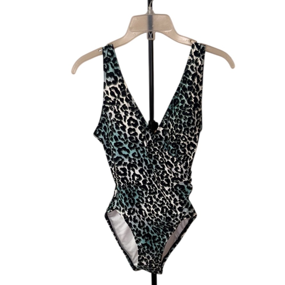 Carmen Marc Valvo
 Jaguar V Neck One Piece Swimsuit